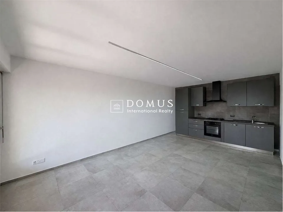 3,5 Zimmer renoviert mit Pool