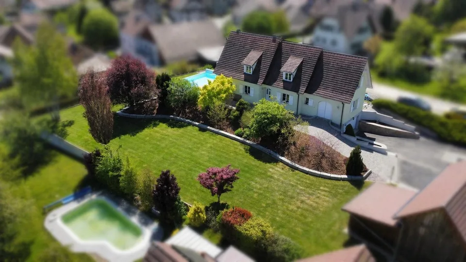 7-Zimmer-Einfamilienhaus mit Pool in Feldbach