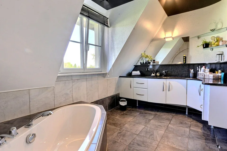 7-Zimmer-Einfamilienhaus mit Pool in Feldbach – Foto 16 von 25
