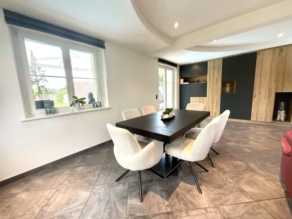 Maison unifamiliale de 7 pièces avec piscine à Feldbach