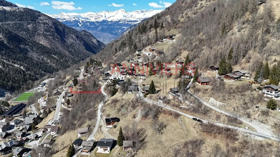 Magnifico terreno edificabile di 587 m2 a Vissoie