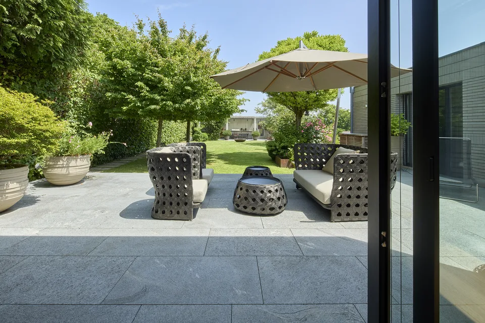 Villa da sogno con una deliziosa oasi di giardino in una zona residenziale esclusiva – foto 6 di 11