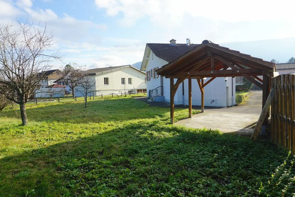 ARI-252 - Einfamilienhaus auf einem 904 m2 großen Grundstück