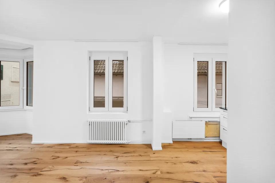 Appartamento di 4 locali luminoso sulla Marktstrasse ad Au – disponibile per affitto da ottobre 2026