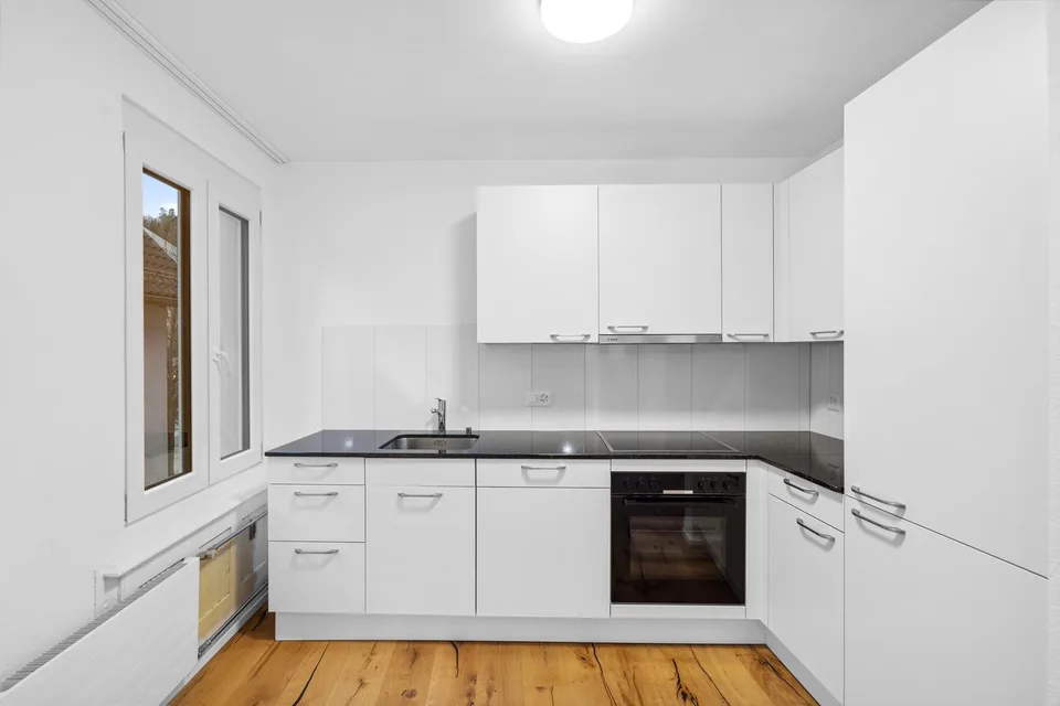 Appartamento di 4 locali luminoso sulla Marktstrasse ad Au – disponibile per affitto da ottobre 2026
