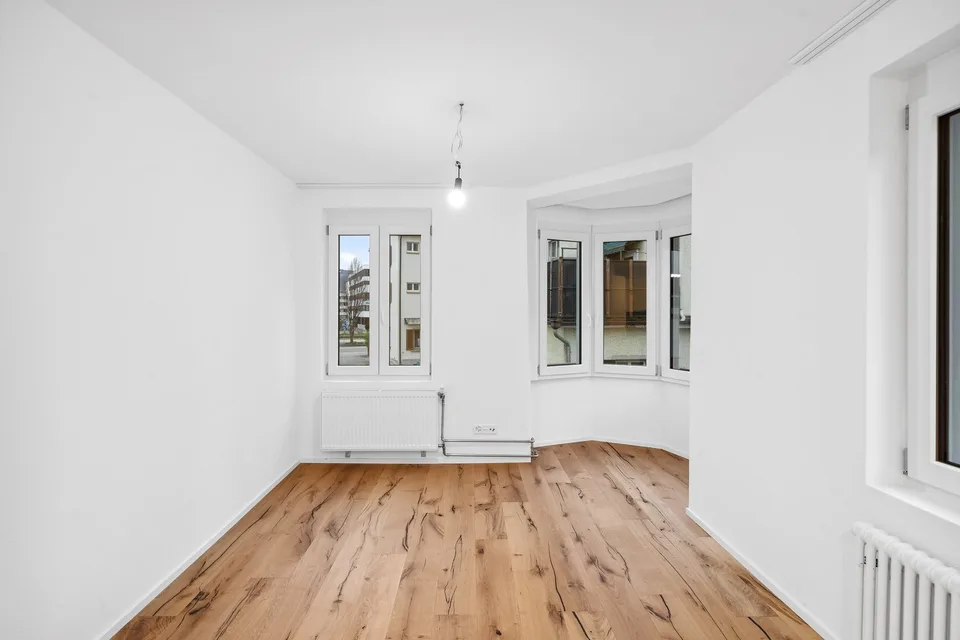 Appartamento di 4 locali luminoso sulla Marktstrasse ad Au – disponibile per affitto da ottobre 2026