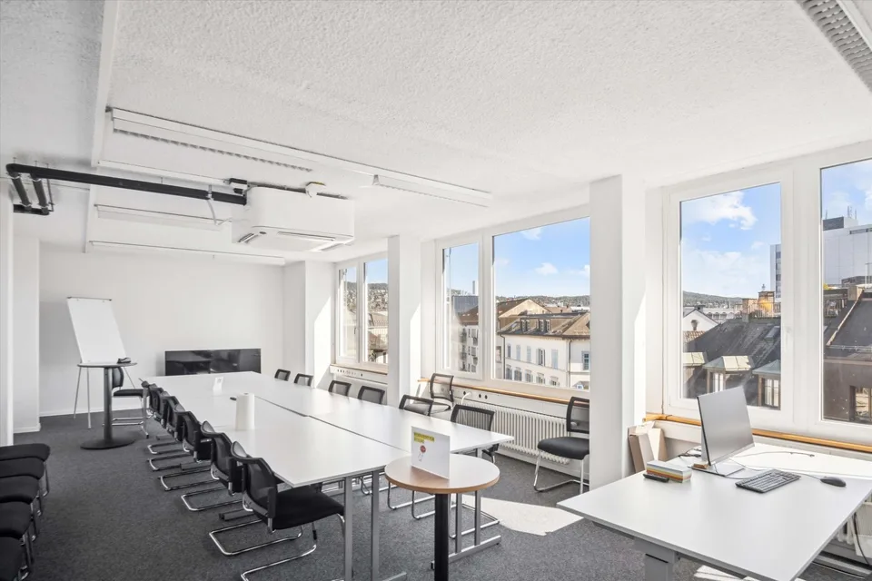 Espaces commerciaux dans un emplacement de premier choix à Zurich District 4, utilisables de manière flexible
