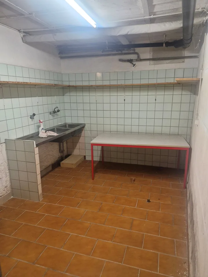 Local/cave individuel de 34m2