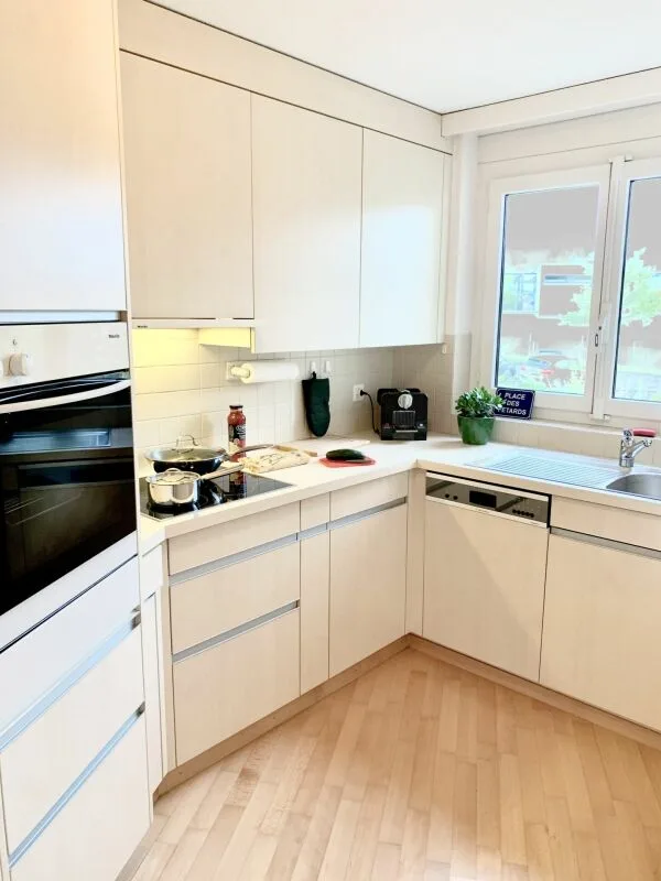 Prêt à emménager - Appartement meublé 3.5 pièces