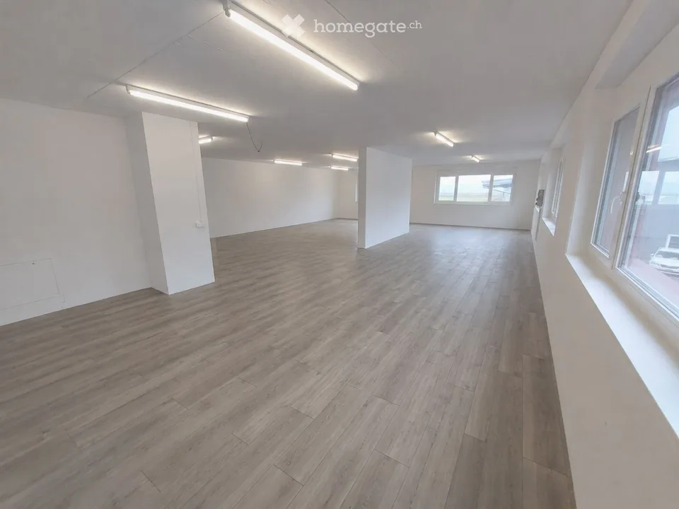 Ufficio/Locali commerciali al 1° piano in affitto – tra 63 m² - 119 m², uso polivalente