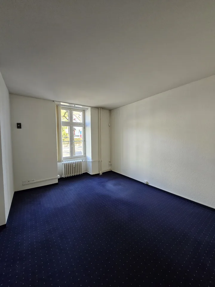 3-Monate Mietfreiezeit - Vielseitige Büro-/Praxisfläche
