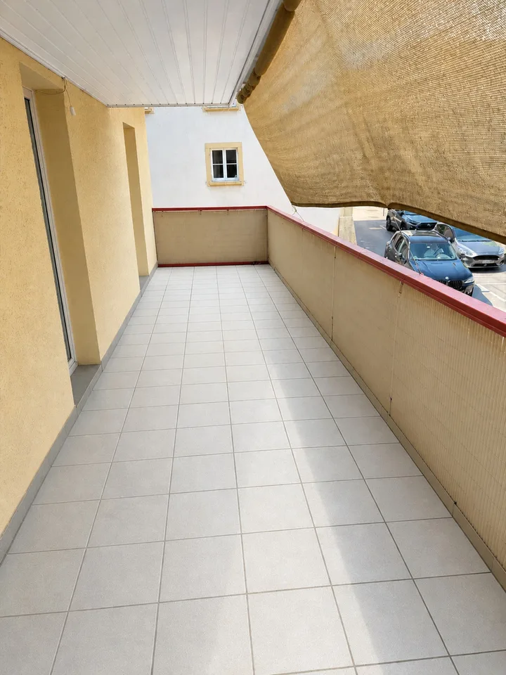 Helles 4,5-Zimmer-Wohnung mit Balkon - Im Zentrum von Avenches – Foto 7 von 7