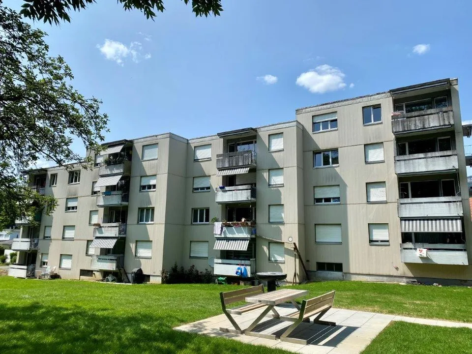 Parkplatz Nr. 12