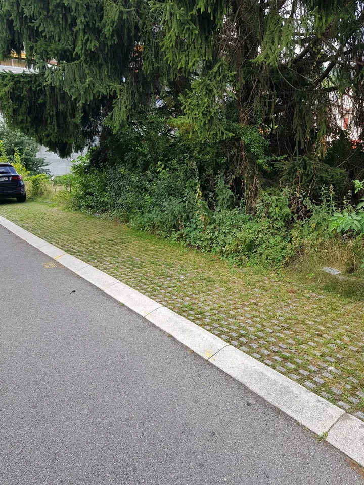 Aussenparkplatz