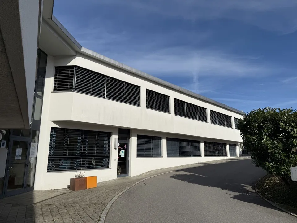 Vielseitige Nutzungsmöglichkeit an zentralem Standort! – Foto 8 von 8