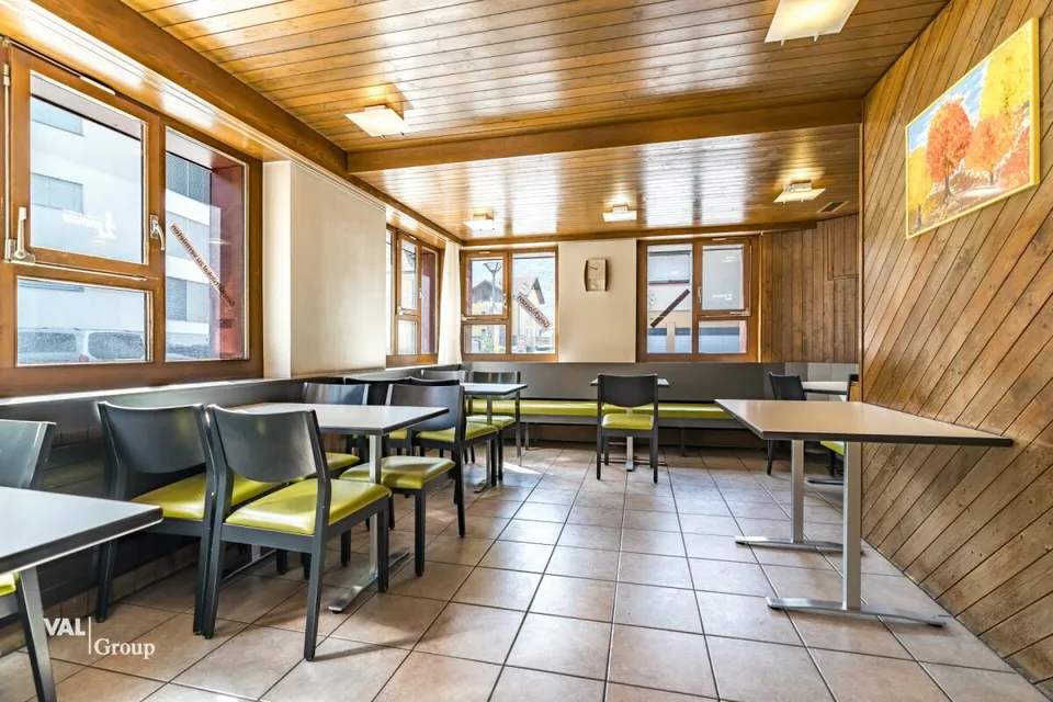 Gewerberäumlichkeiten mit Charme und Potential im Zentrum von Raron