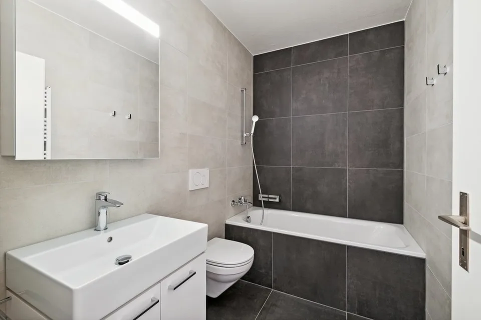 1. MIETE ANGEBOten - Großes 5.5 Zimmer helles Apartment mit Terrasse und Aussicht – Foto 7 von 12