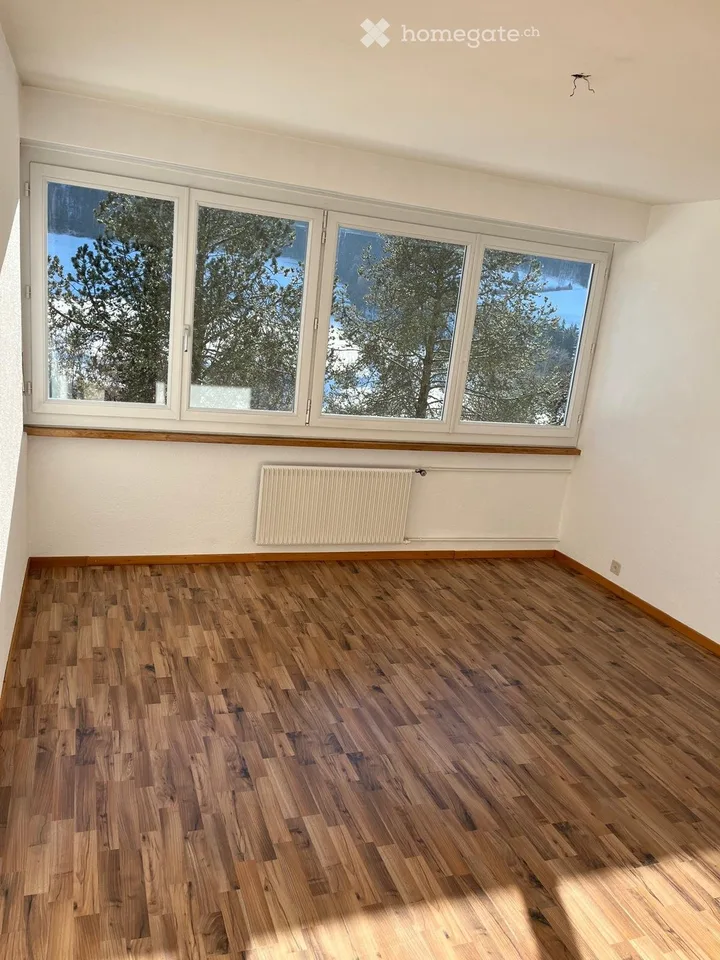 Wohnung mit 4.5 Zimmern in Renan