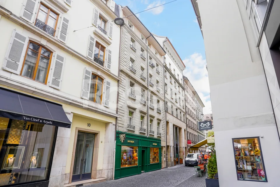 Bureaux d'env. 158 m² au 5ème étage