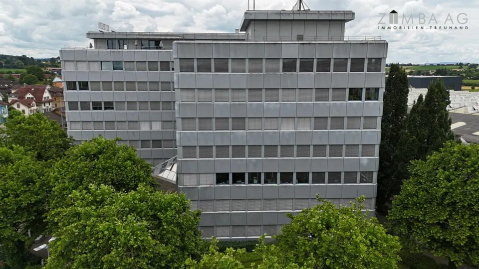 Im Lista Tower: Commercial space 1st floor