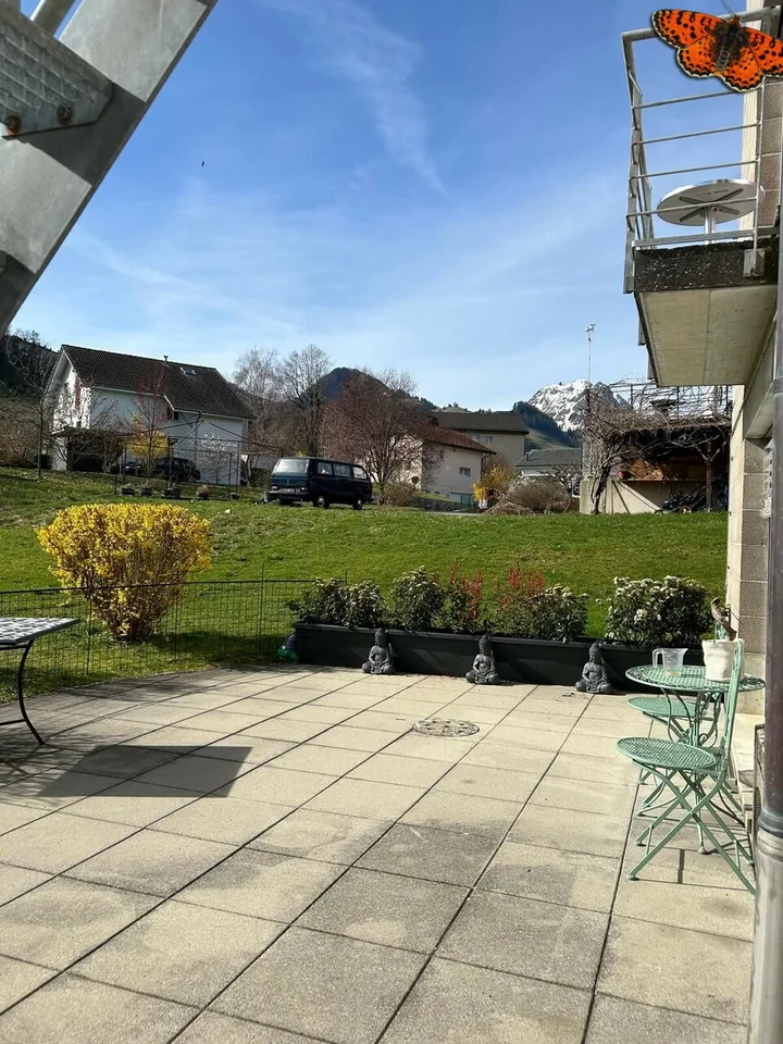 GRAND 4½ PIECES DE 150 M² - Terrasse plain-pied