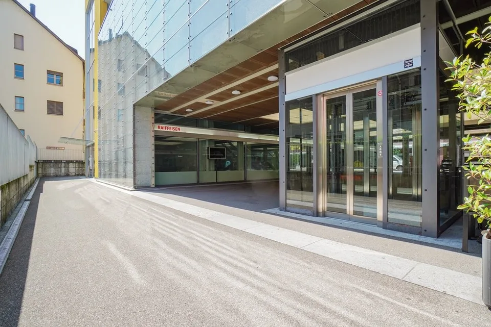 316 m2 Gewerbe- / Praxisfläche im Inside Dübendorf