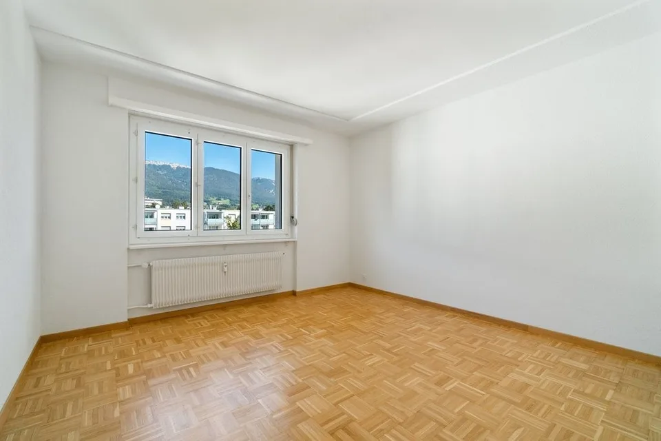 Profitez de la vue : Appartement de 3 pièces lumineux avec grand balcon ensoleillé