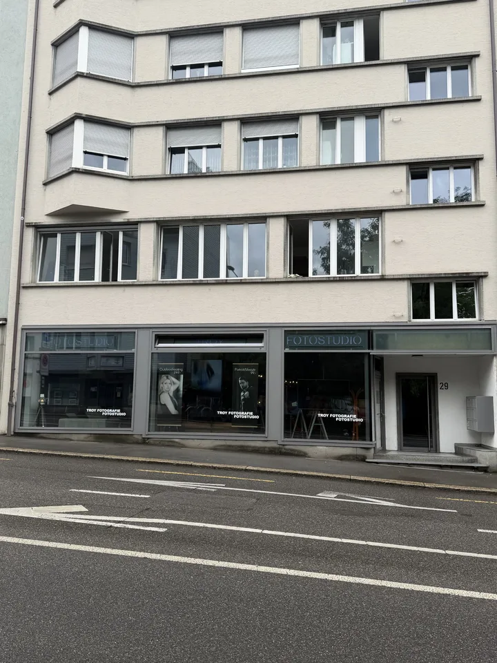 Espace commercial à louer dans un emplacement très fréquenté !