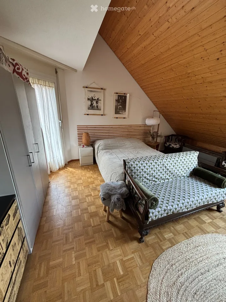 Großes Zimmer zur Untervermietung