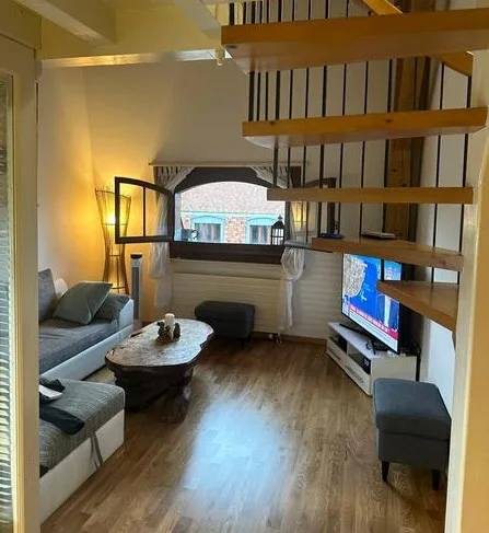 APPARTEMENT MANSARDÉ 2½ PIÈCES À GENÈVE - CENTRE, MEUBLÉ, DURÉE DÉTERM – foto 2 di 18