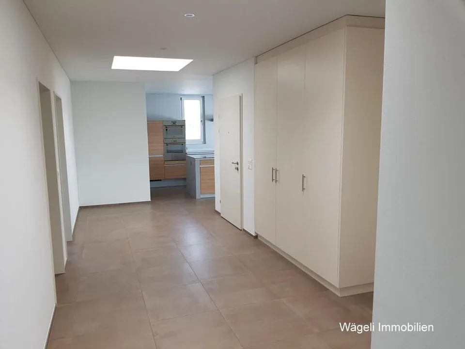 Uffici moderni di 5 locali con balcone a Nesselnbach