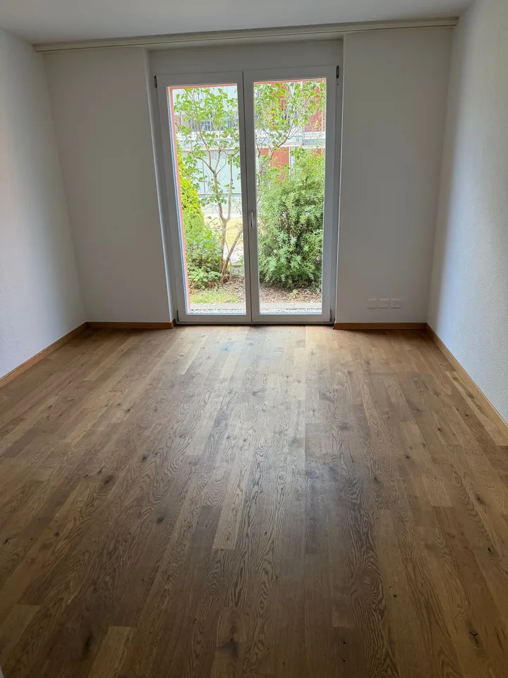 3 1/2-Zimmer Parterrewohnung mit 2 Sitzplätzen