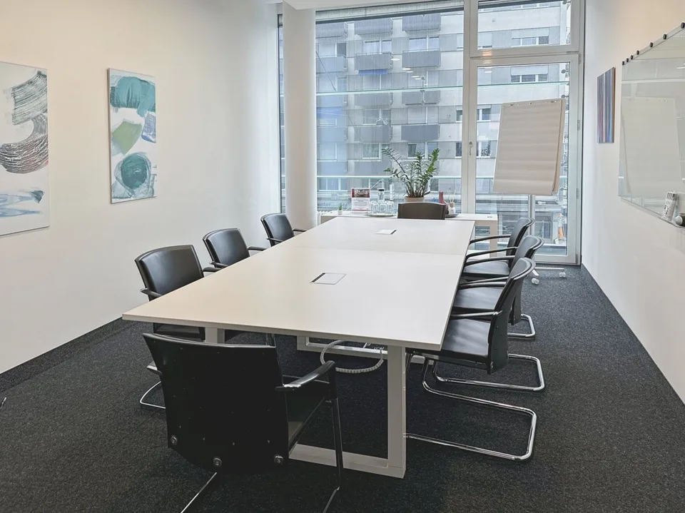 Spazio ufficio privato per 5 in Regus Letzigrund Altstetten