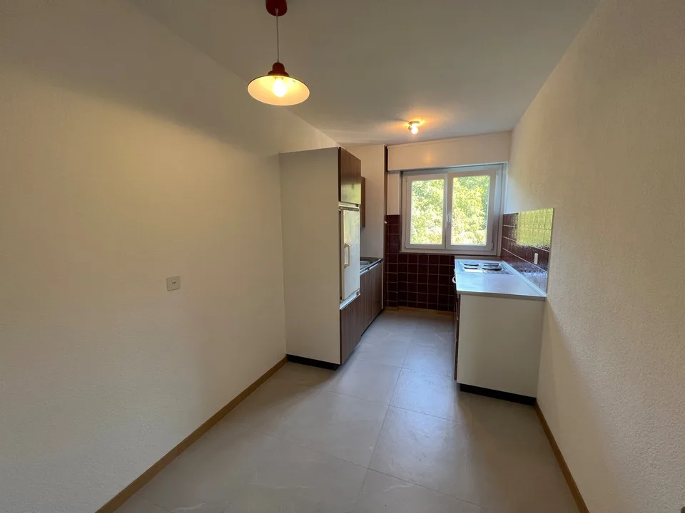 FRIBURG - IMP. DE LA FORET 24 - 2.5 ZIMMER 1. STOCK