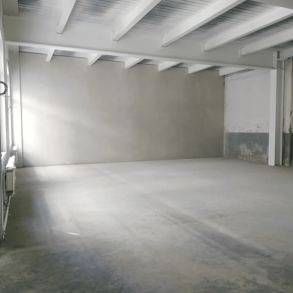 Gewerbefläche mit Altbau-Charme inmitten des Bernapark Areals