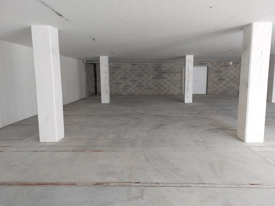 NOUVEAU - Dépôt de 143m2 - Préverenges