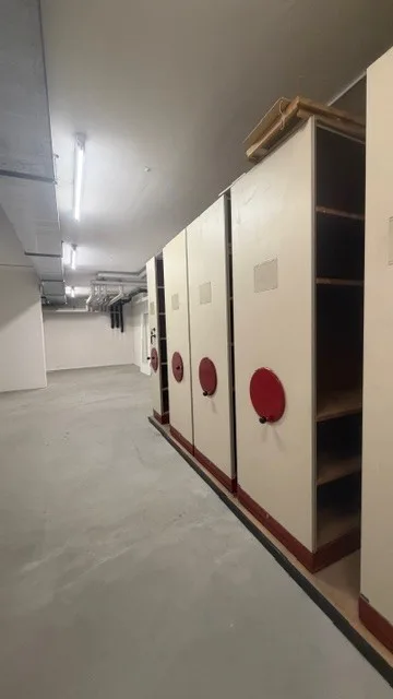 CUBUS Storage Room with Roll-out Shelves near Belp Airport – photo 6 of 7