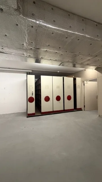 CUBUS Storage Room with Roll-out Shelves near Belp Airport – photo 7 of 7