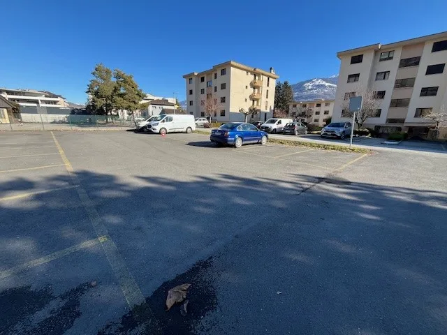 Outdoor parking space available immediately