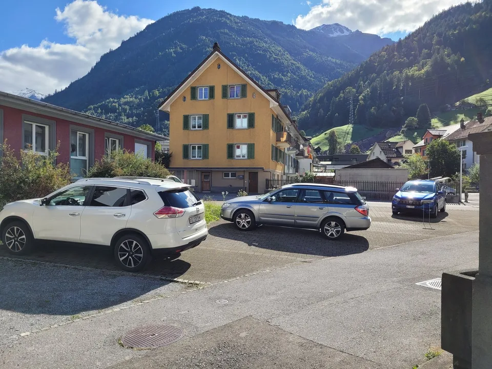 Diversi posti auto in affitto