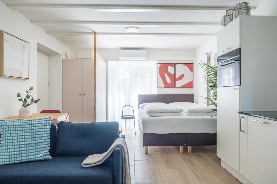 2min zum HB - möblierte 1.5 Zimmerwohnung mit privater Terrasse
