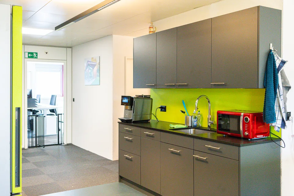 Your business premises are too small? – photo 7 of 27