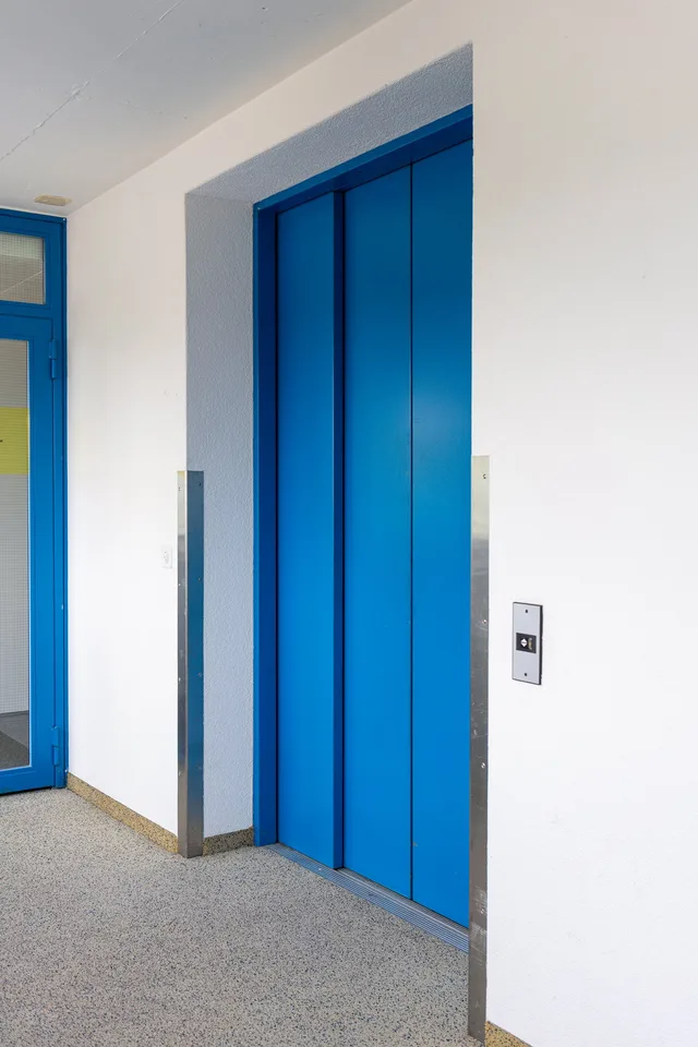 Your business premises are too small? – photo 22 of 27