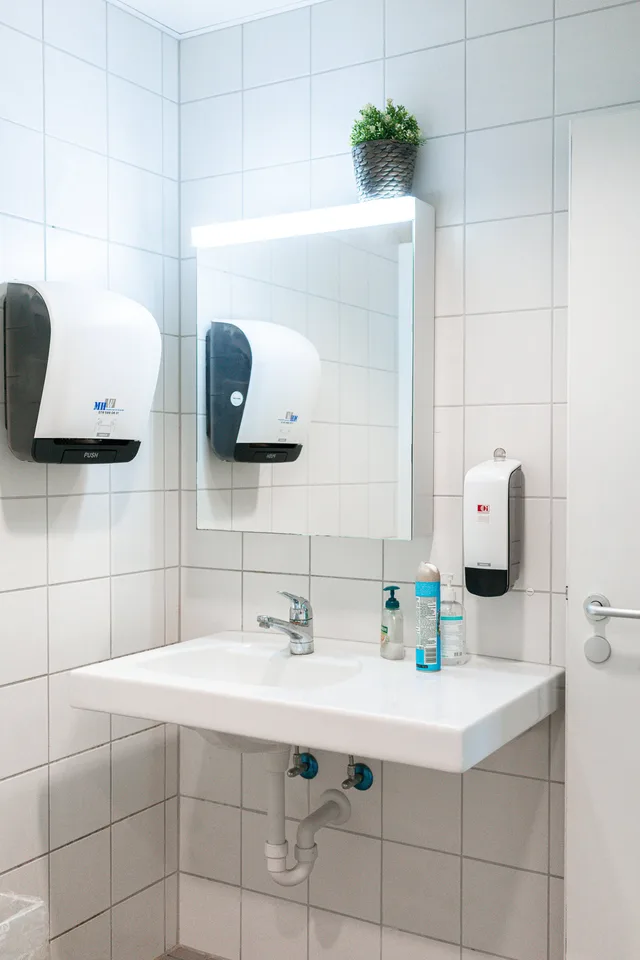 Your business premises are too small? – photo 20 of 27