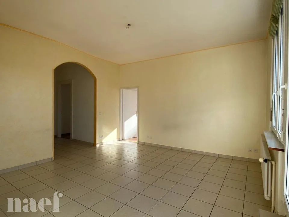 Superbe 3 pièces lumineux avec un long balcon en "L" – Foto 19 von 24
