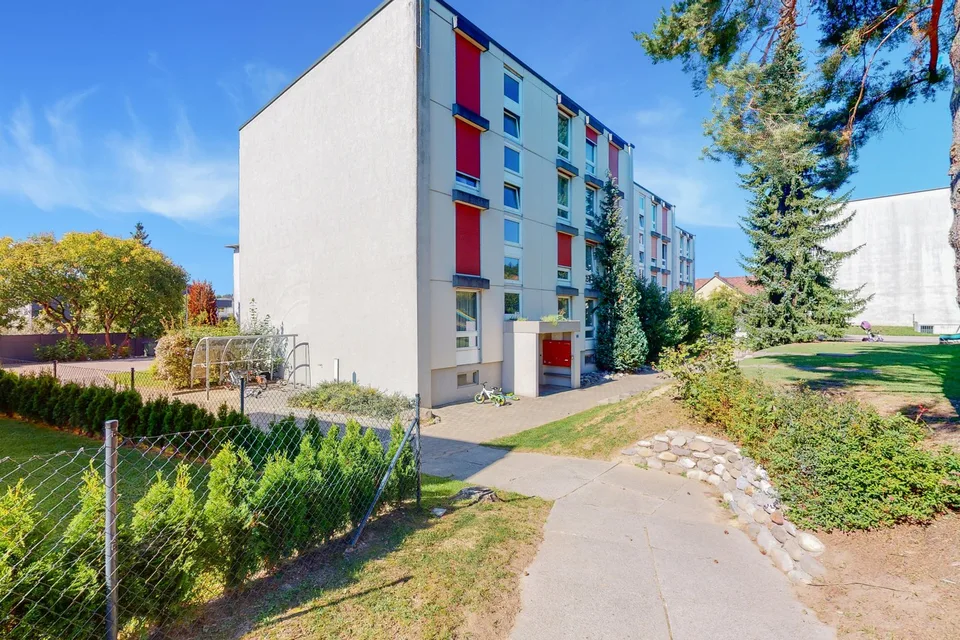Aussenparkplatz zu vermieten