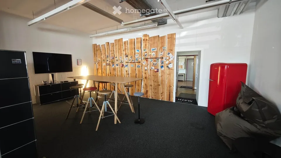 Büro in Unterentfelden 123m2 UND 63 m2