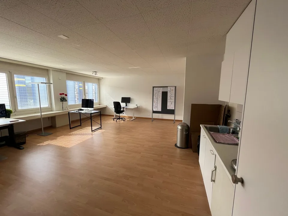 Büroraum in Neuenhof – Foto 7 von 11