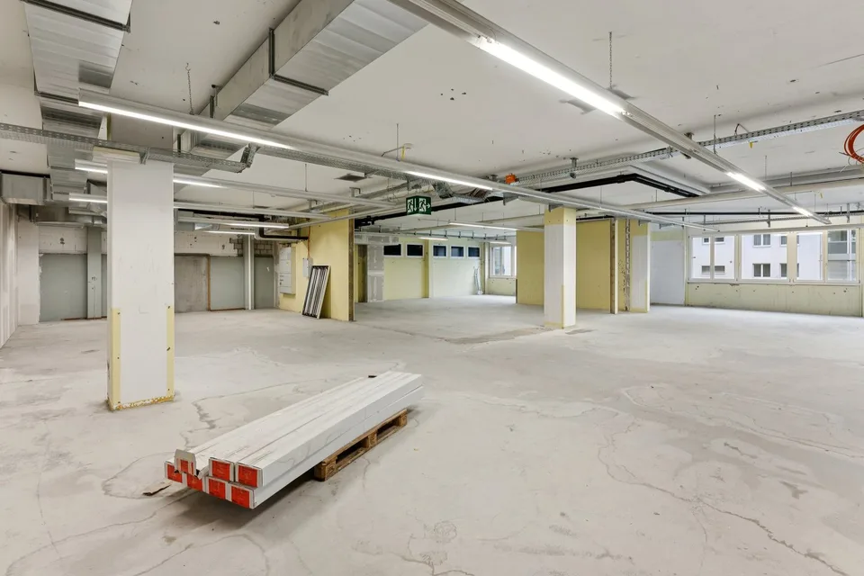 Vielseitig nutzbare Gewerbefläche beim Seetalplatz! – Foto 10 von 12