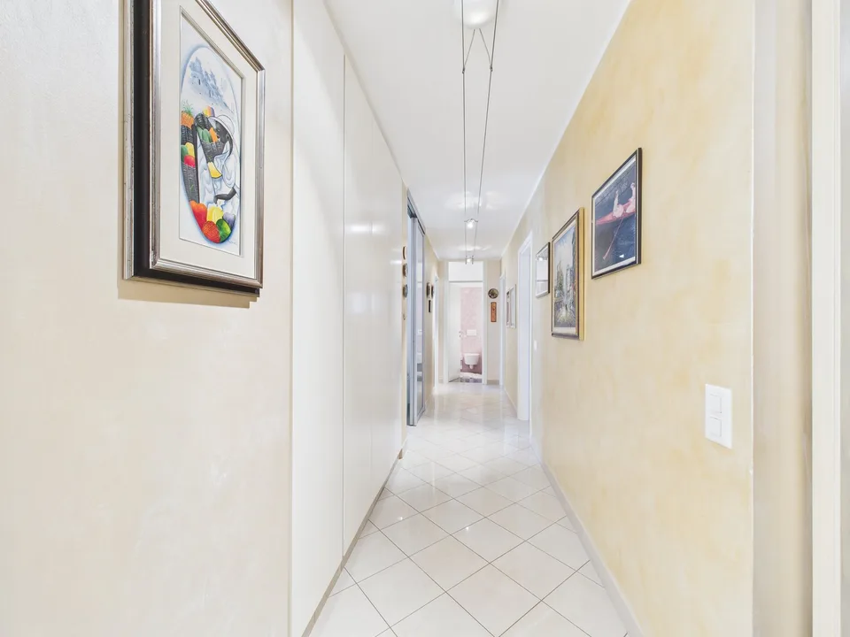 PRESTIGIOSO APPARTAMENTO DI ALTO STANDING - DIVISIBILE IN DUE UNITA' – photo 16 sur 30